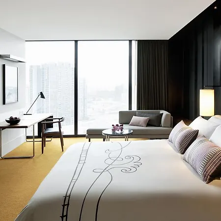 Crown Metropol Melbourne Hotel Room photo